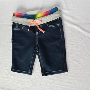 Squeeze knit waistband bermuda shorts